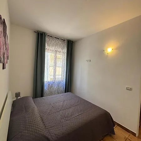 Domo S'alighera Apartamento *